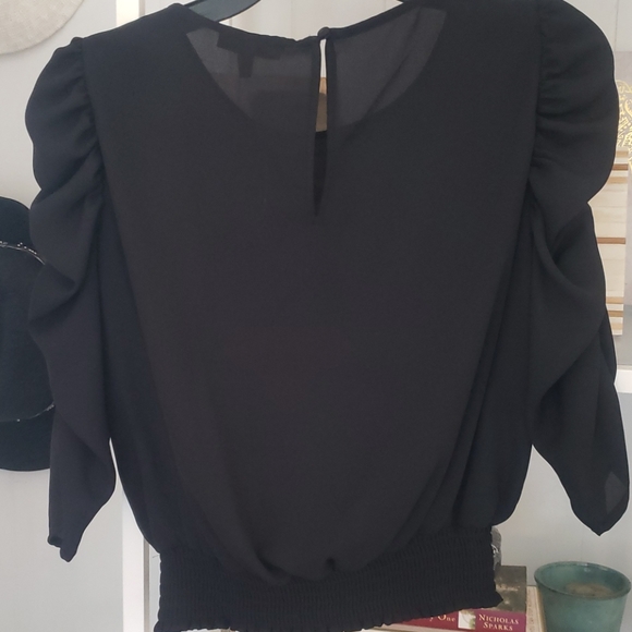 Womens Black Blouse From Express NWT - Picture 3 of 5